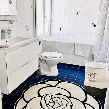 Cocon Deluxe Elegant Et Confortable Au Centre De Fontainebleau, Proche Insead דירה פונטנבלו