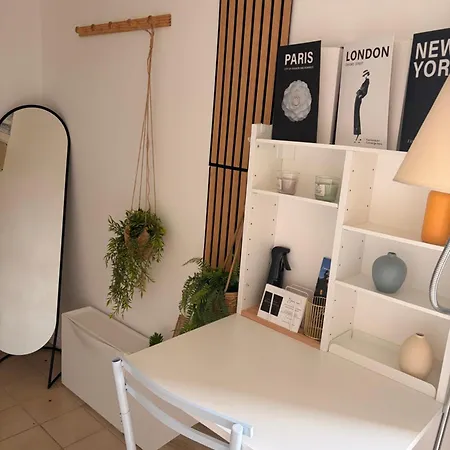 Grand Centre Insead Apartman