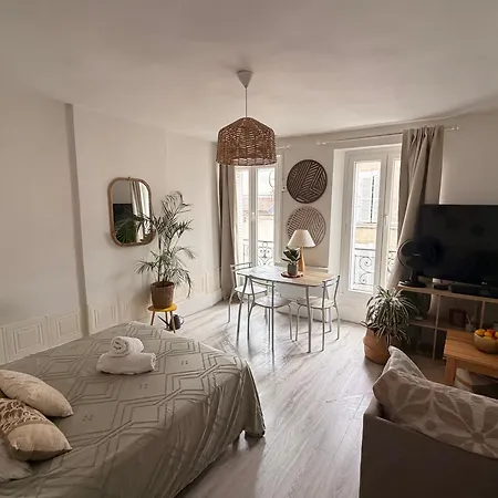 Apartment Grand Centre Insead